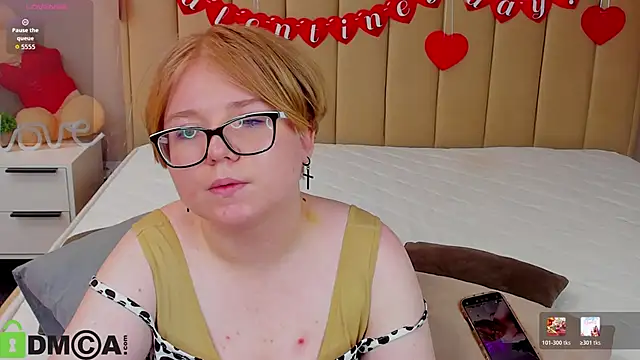 Lauraaa Smith online show from February 20, 6:26 am