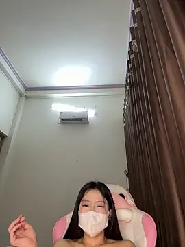 Snapshot of wang1472581 chatting on March 2, 9:05 am wang1472581 online show from March 2, 9:05 am