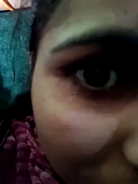 Priyakoli4568 online show from April 13, 8:09 am