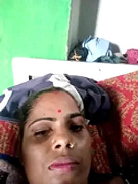 Priyakoli4568 online show from May 3, 7:36 am