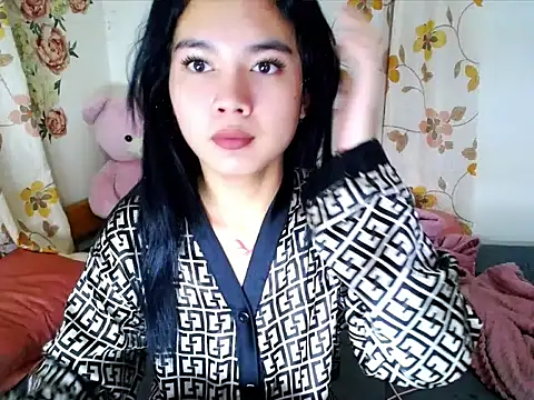 devine goddess online show from April 15, 3:30 pm