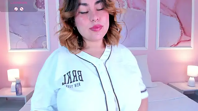 Kennya Rodriguez online show from February 8, 4:05 am