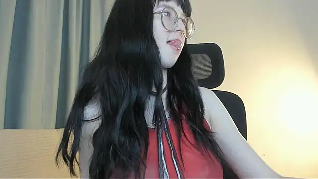 CosmicGleam online show from April 9, 9:09 pm