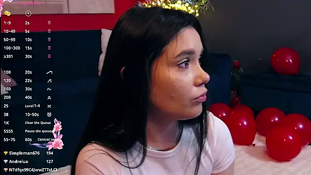 Snapshot of SelenaAllure chatting on February 17, 5:04 am SelenaAllure online show from February 17, 5:04 am