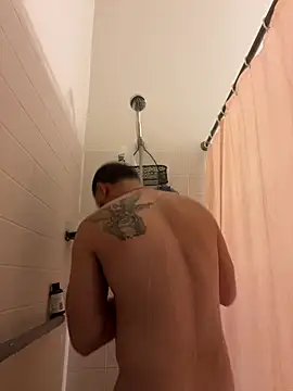 Snapshot of Tu_PaPi_Favorito chatting on January 31, 7:11 pm Tu PaPi Favorito online show from January 31, 7:11 pm