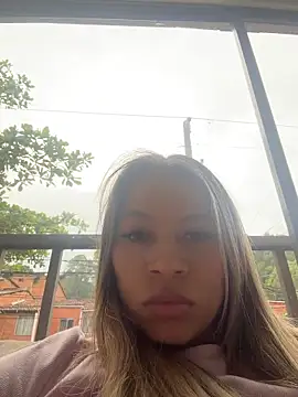 Mia Rosee1 online show from March 29, 9:15 pm