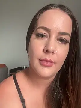 Snapshot of juliasanto chatting on February 23, 4:37 pm juliasanto online show from February 23, 4:37 pm