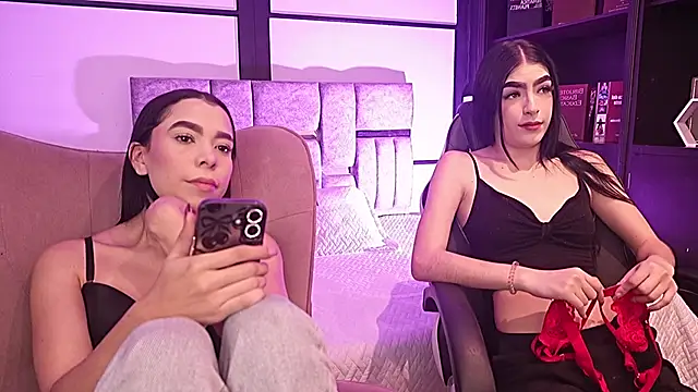 Snapshot of GemmaBrown chatting on February 11, 2:00 pm GemmaBrown online show from February 11, 2:00 pm