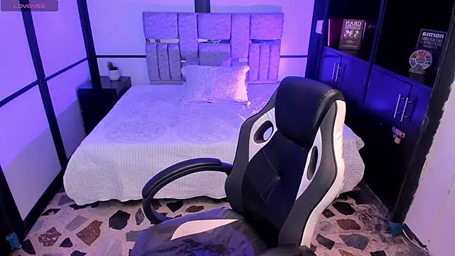 Snapshot of GemmaBrown chatting on February 17, 1:07 pm GemmaBrown online show from February 17, 1:07 pm