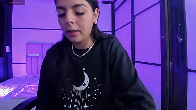 Snapshot of KarelyMitchel chatting on February 7, 1:59 pm KarelyMitchel online show from February 7, 1:59 pm