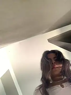 KarelyMitchel online show from April 3, 4:27 pm