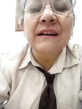 Snapshot of JULIETA_21- chatting on February 23, 12:02 pm JULIETA 21- online show from February 23, 12:02 pm