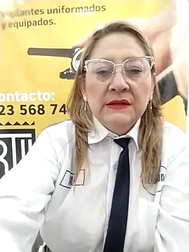 Snapshot of JULIETA_21- chatting on April 30, 1:06 pm JULIETA 21- online show from April 30, 1:06 pm