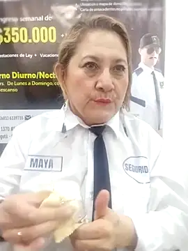 Snapshot of JULIETA_21- chatting on May 5, 12:57 pm JULIETA 21- online show from May 5, 12:57 pm