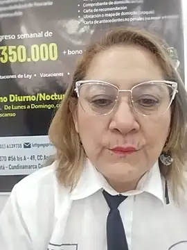 Snapshot of JULIETA_21- chatting on May 26, 1:18 pm JULIETA 21- online show from May 26, 1:18 pm