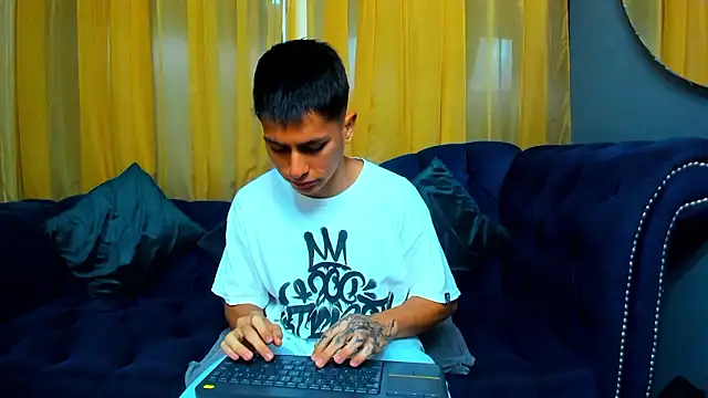 Aron pulse online show from March 30, 1:23 pm