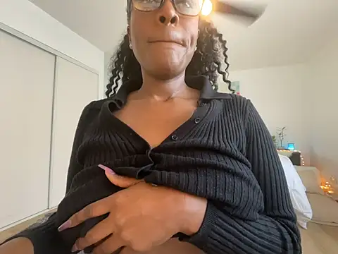 Anadia Starr online show from March 13, 12:50 am