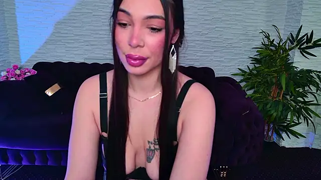 Snapshot of MollyDolley chatting on February 26, 8:08 pm MollyDolley online show from February 26, 8:08 pm