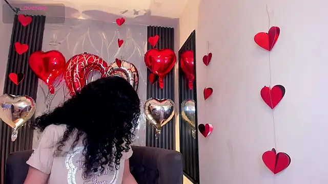 Snapshot of Zoe-yanin chatting on February 14, 6:48 pm Zoe-yanin online show from February 14, 6:48 pm