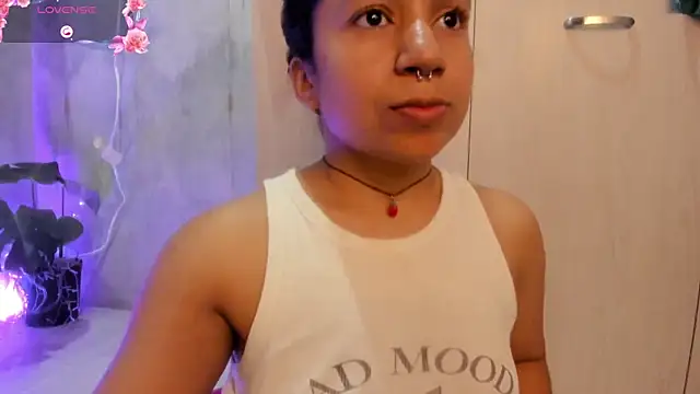 chiarafustox online show from April 8, 11:48 pm