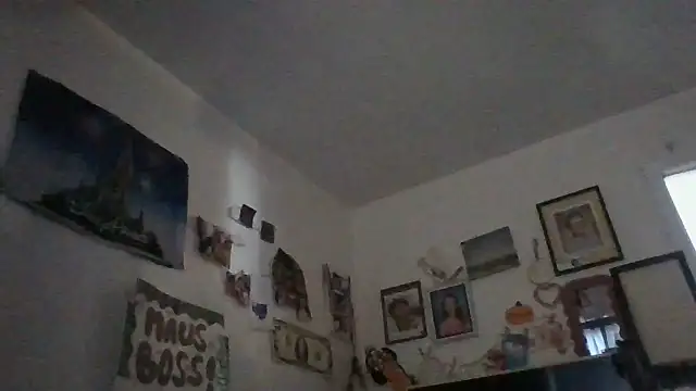 Snapshot of Anavrinjae chatting on July 23, 6:06 pm Anavrinjae online show from July 23, 6:06 pm
