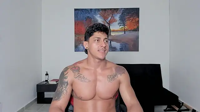 ryanwhite3 online show from February 14, 11:12 pm