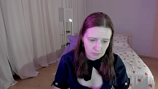 Snapshot of Kathrine_Meyer chatting on February 20, 1:35 am Kathrine Meyer online show from February 20, 1:35 am