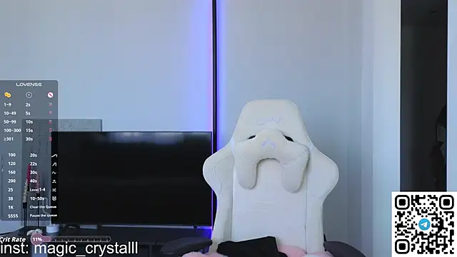 pink flow0 online show from April 18, 5:44 am