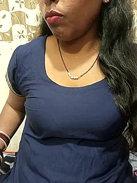 Snapshot of Parul-009 chatting on February 20, 6:26 am Parul-009 online show from February 20, 6:26 am