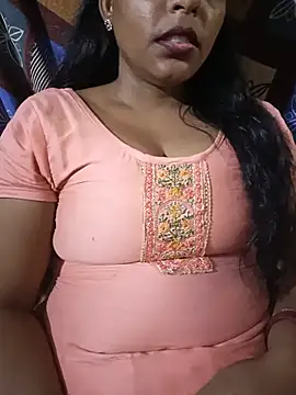 Snapshot of Parul-009 chatting on July 7, 11:58 am Parul-009 online show from July 7, 11:58 am