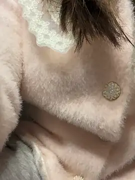 Snapshot of Violin_xue chatting on February 6, 8:07 am Violin xue online show from February 6, 8:07 am