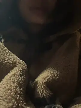 Snapshot of Violin_xue chatting on February 12, 7:47 am Violin xue online show from February 12, 7:47 am