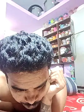 Snapshot of Fetish-Couple2 chatting on February 27, 12:27 pm Fetish-Couple2 online show from February 27, 12:27 pm