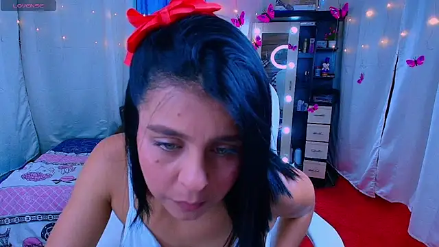 DanielaLati online show from April 14, 7:09 pm