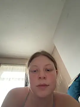 Paige love online show from March 9, 4:00 pm