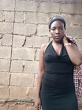 Snapshot of Bald_gee chatting on February 9, 7:12 am Bald gee online show from February 9, 7:12 am