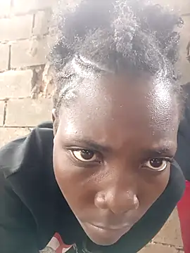 Snapshot of Bald_gee chatting on February 14, 7:05 am Bald gee online show from February 14, 7:05 am