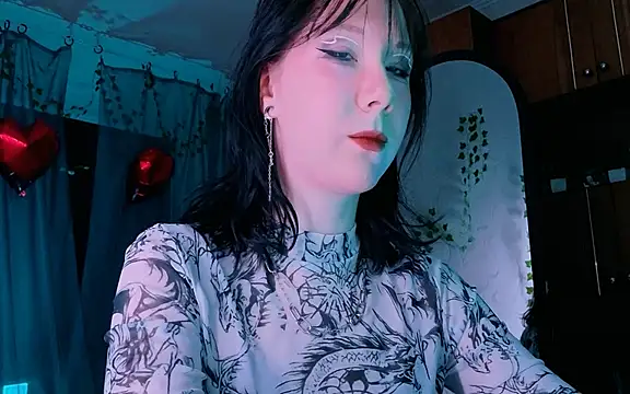 marty bree online show from April 8, 5:02 pm