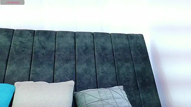 Becca hill  online show from February 26, 12:26 pm