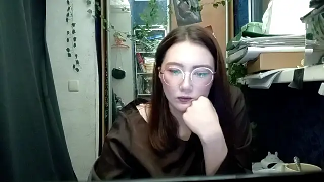 PhoebePalmer online show from March 21, 8:23 pm
