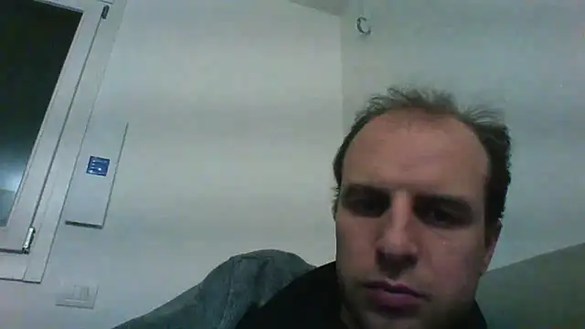 Snapshot of andre_italy chatting on February 4, 6:47 pm andre italy online show from February 4, 6:47 pm