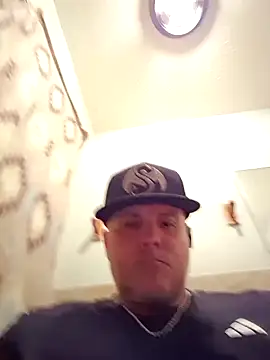 Flyrock69 online show from April 14, 7:36 am