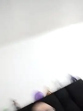 Snapshot of Camilo1826 chatting on February 13, 1:01 am Camilo1826 online show from February 13, 1:01 am