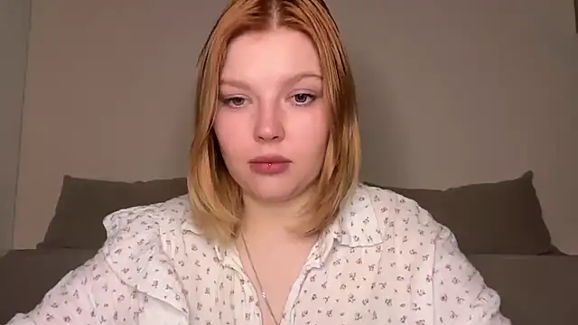 Snapshot of Ophelia_Ritz chatting on April 20, 11:06 pm Ophelia Ritz online show from April 20, 11:06 pm