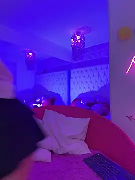 Kitty madness online show from March 19, 8:24 pm