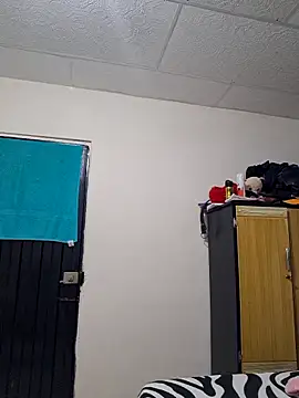 Cris18sexy online show from March 6, 1:24 am