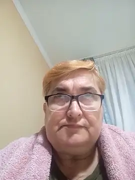 Snapshot of SusanStar874 chatting on March 2, 4:36 pm SusanStar874 online show from March 2, 4:36 pm