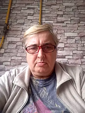 Snapshot of SusanStar874 chatting on July 23, 3:43 pm SusanStar874 online show from July 23, 3:43 pm