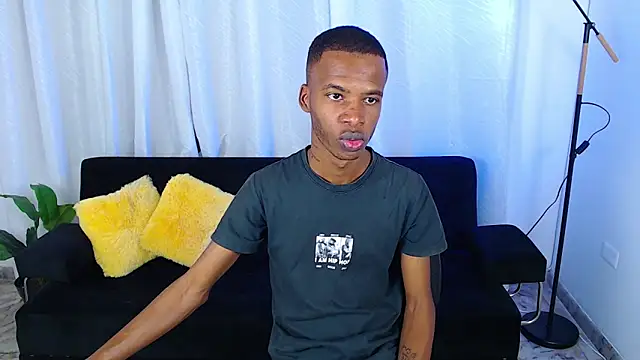 gusy 18 online show from February 3, 8:14 pm