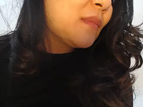 Snapshot of Thu_Hanoi_sweet_2026 chatting on February 2, 3:44 pm Thu Hanoi sweet 2026 online show from February 2, 3:44 pm